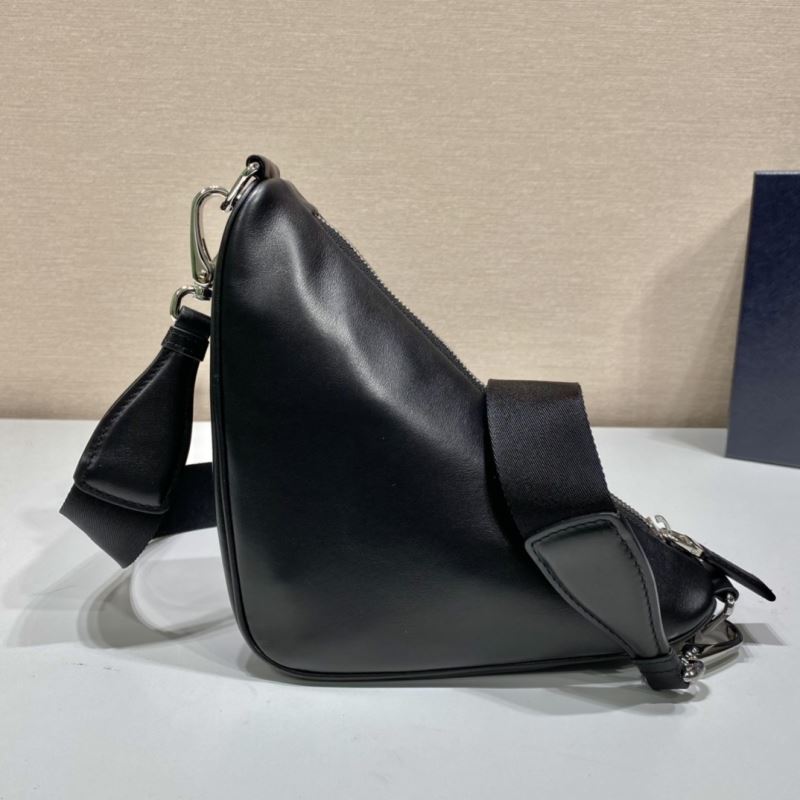 Pra*a triangle pouch
